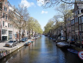 Visitez votre maison en couleur et en musique !